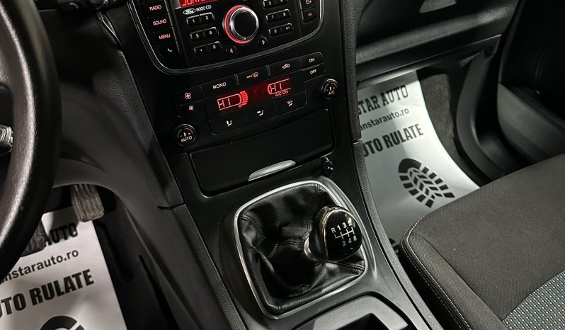 
								Ford Galaxy “Model Trend” full									