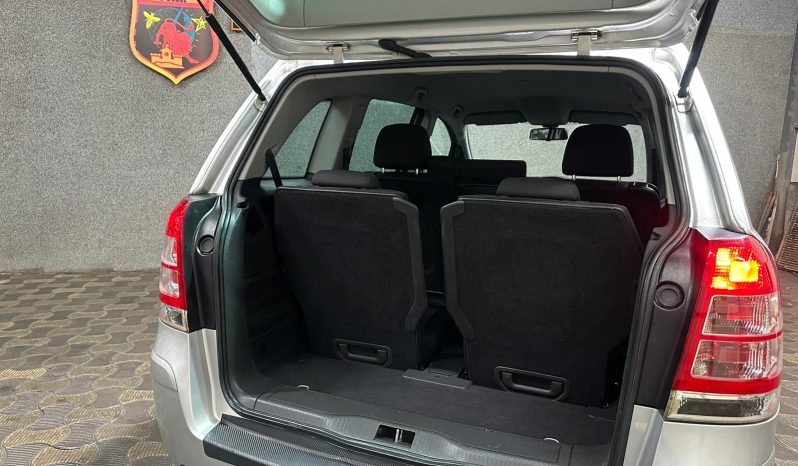 
								Opel Zafira “Model Elegance” full									