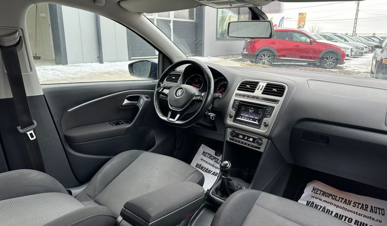 
								VW Polo “Model Comfortline” full									