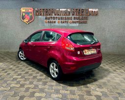 
										Ford Fiesta “Model Trend” full									