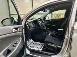 
										Hyundai Tucson full									