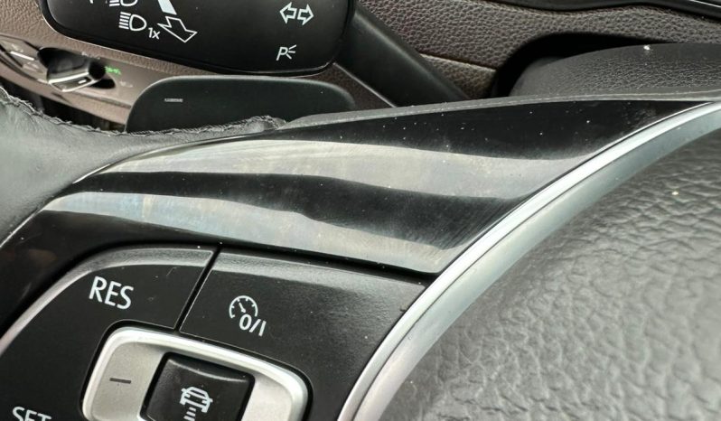 
								VW Passat “Model Highline” full									