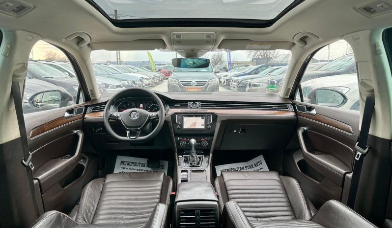 
								VW Passat “Model Highline” full									