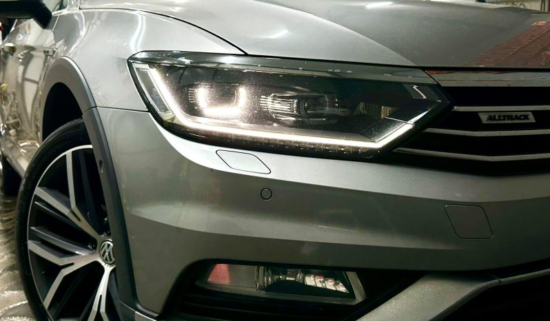 
								VW Passat Alltrack full									