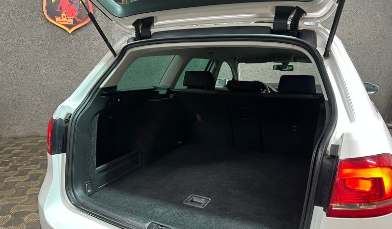 
								VW Passat “Model Confortline” full									