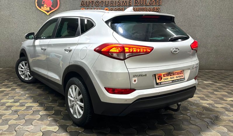 
								Hyundai Tucson full									