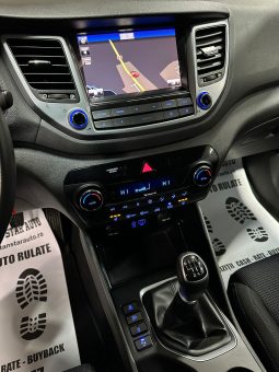 
										Hyundai Tucson full									
