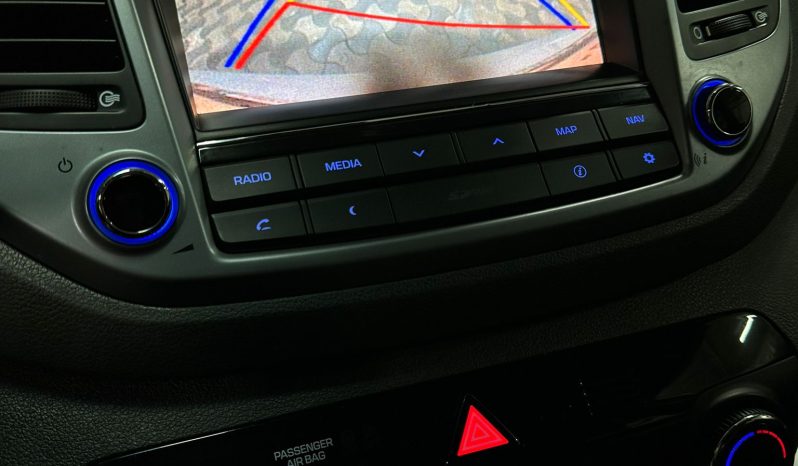 
								Hyundai Tucson full									