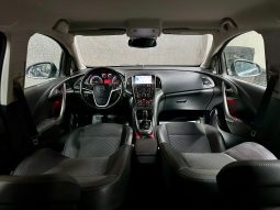 
										Opel Astra J “Model Cosmo” full									
