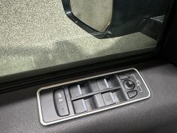 
										Land Rover Discovery Sport full									