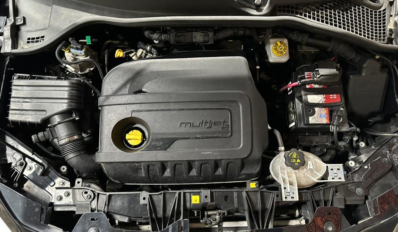 
								Fiat Tipo “Model Lounge” full									