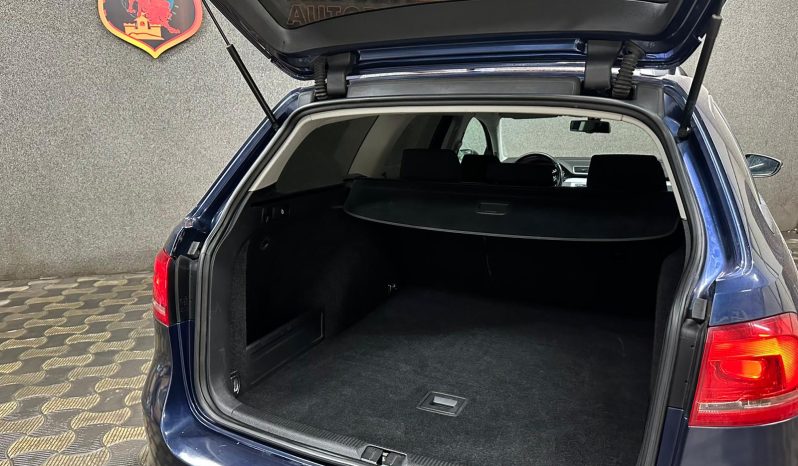 
								VW Passat “Model Confortline” full									