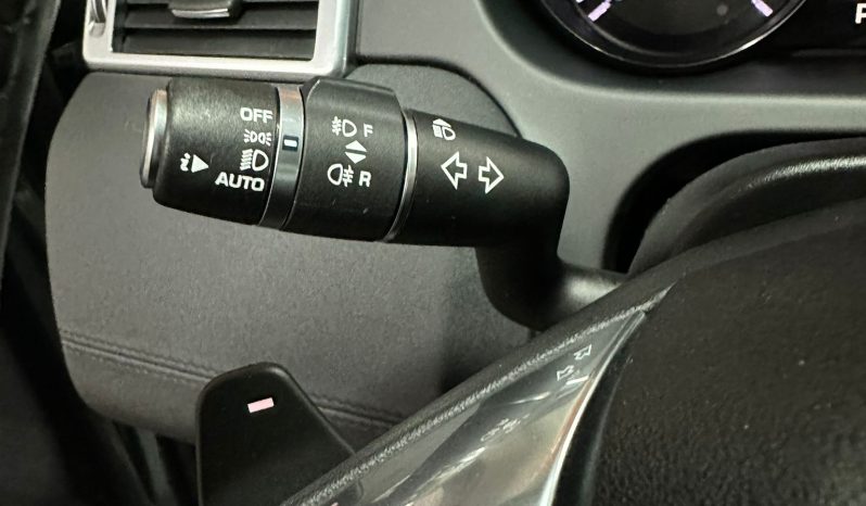 
								Land Rover Discovery Sport full									