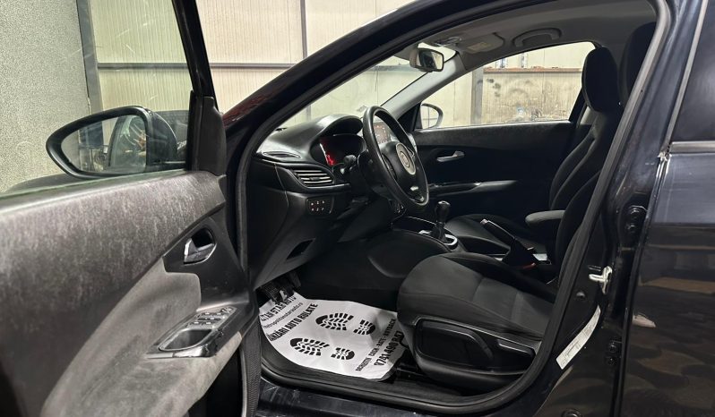 
								Fiat Tipo “Model Lounge” full									