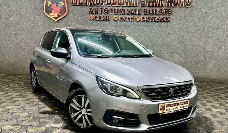 
								Peugeot 308 full									