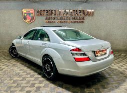 Mercedes-Benz S320