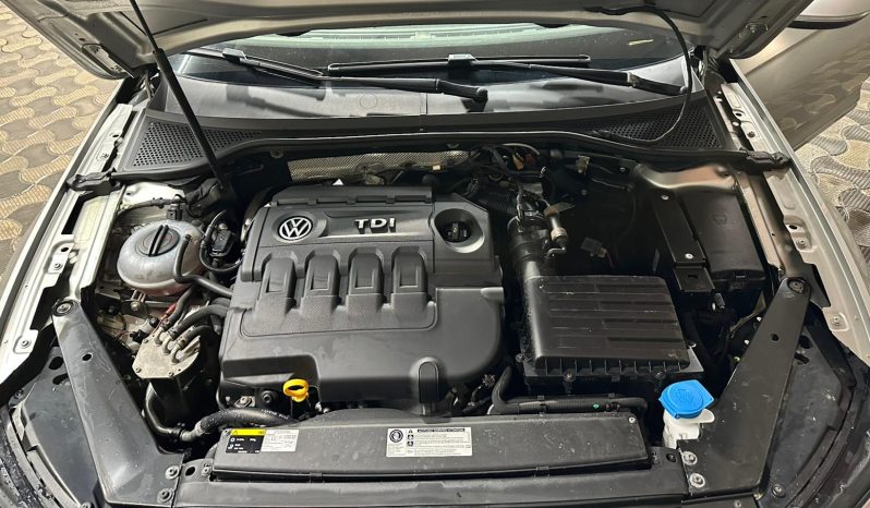
								VW Passat “Model Comfortline” full									