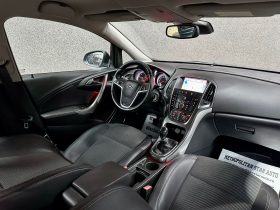 Opel Astra J “Model Cosmo”