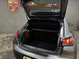 
										Peugeot 208 Style full									