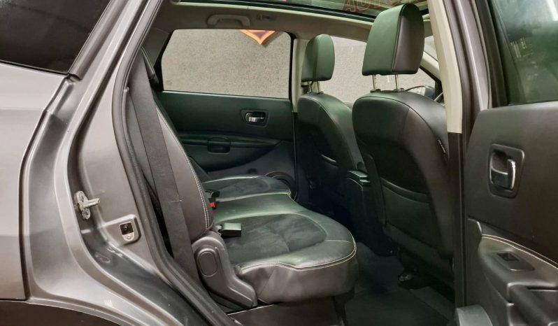 
								Nissan Qashqai+2 “Model Tekna” full									