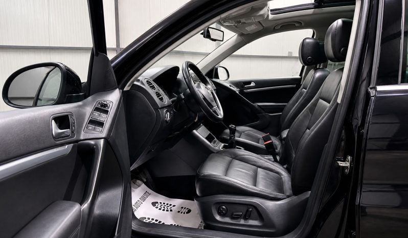 
								VW Tiguan full									