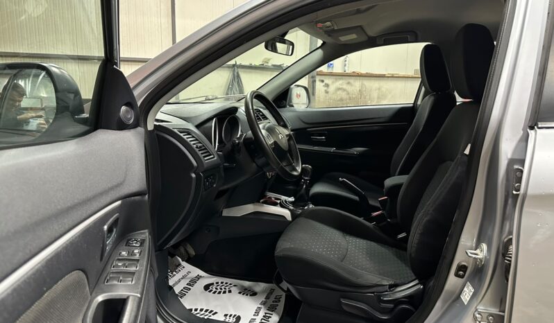 
								Mitsubishi ASX full									