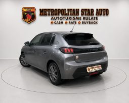 
										Peugeot 208 Style full									