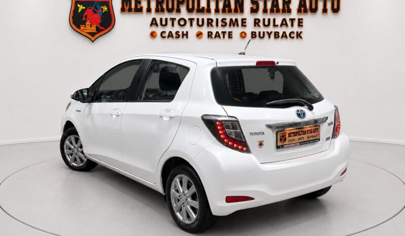 
								Toyota Yaris full									