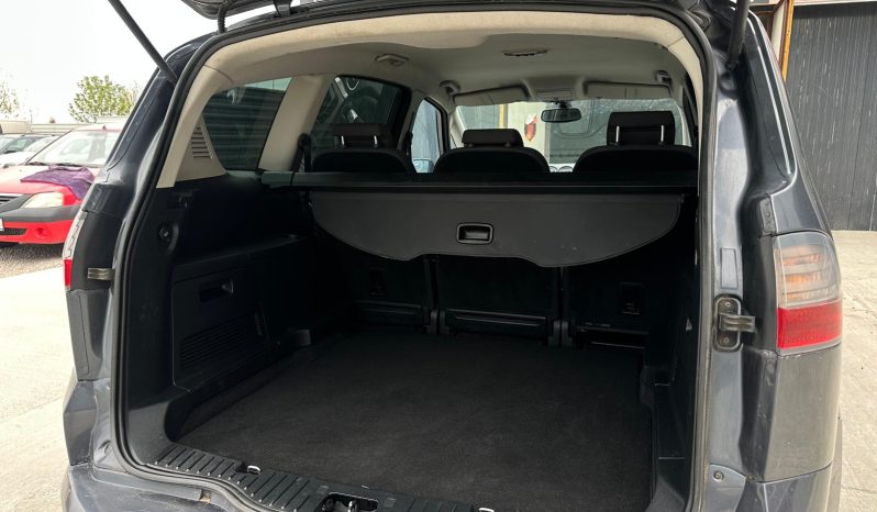 
								Ford S-Max full									