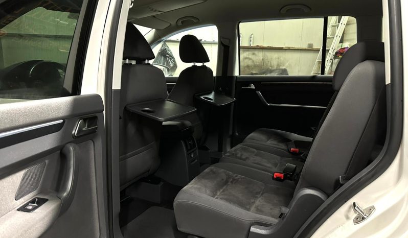 
								VW Touran Highline full									