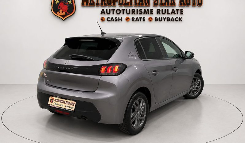 
								Peugeot 208 Style full									