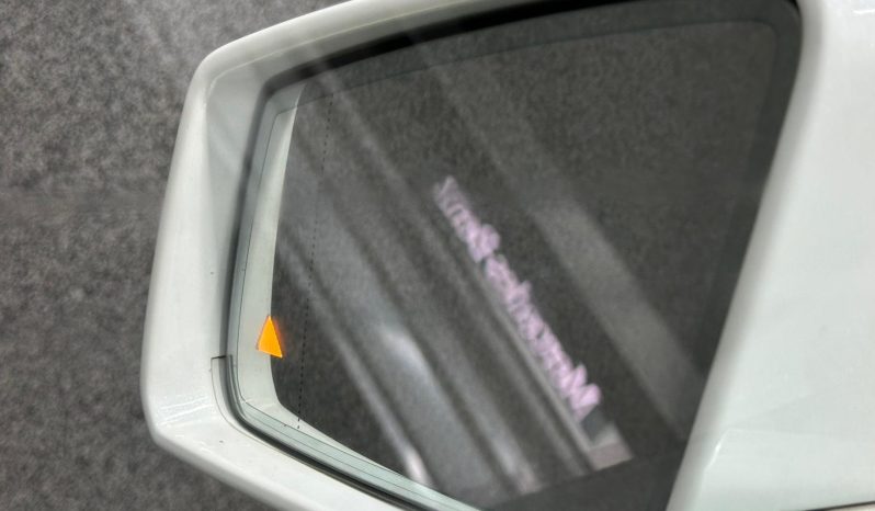 
								Mercedes-Benz CLS250 full									