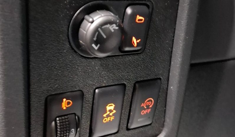 
								Nissan Qashqai+2 “Model Tekna” full									