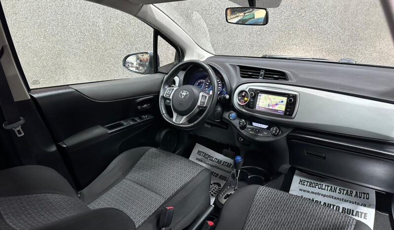 
								Toyota Yaris full									
