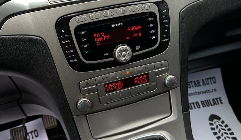 
								Ford S-Max full									