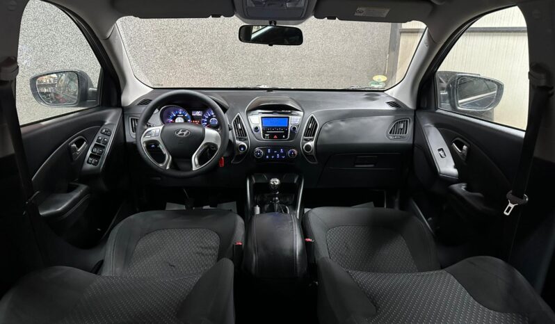 
								Hyundai IX35 full									