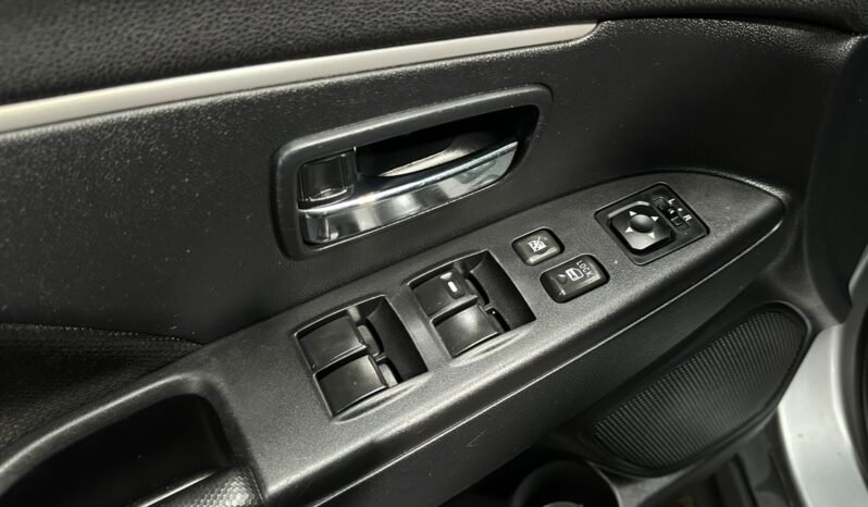 
								Mitsubishi ASX full									