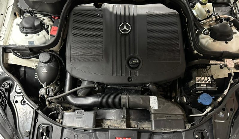
								Mercedes-Benz CLS250 full									
