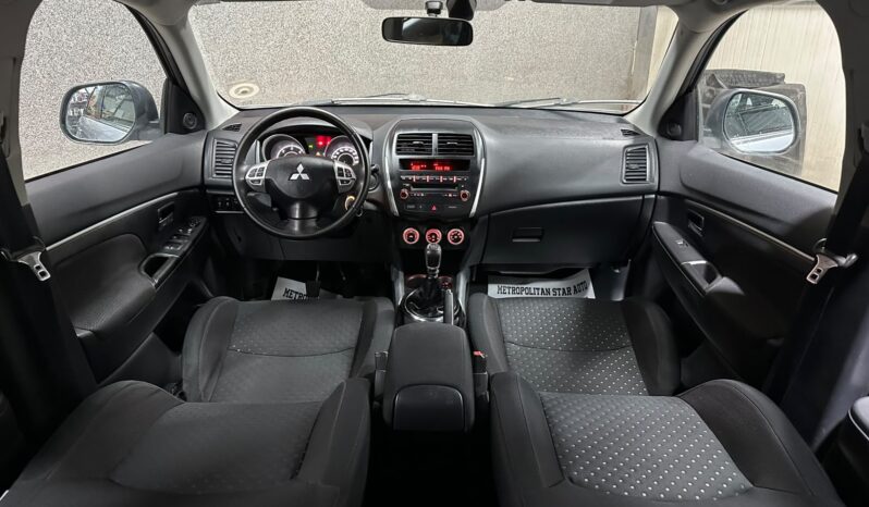 
								Mitsubishi ASX full									