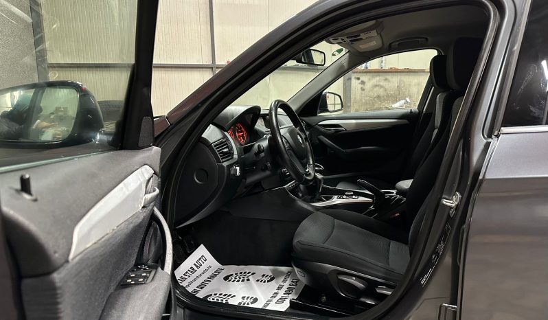 
								BMW X1 full									