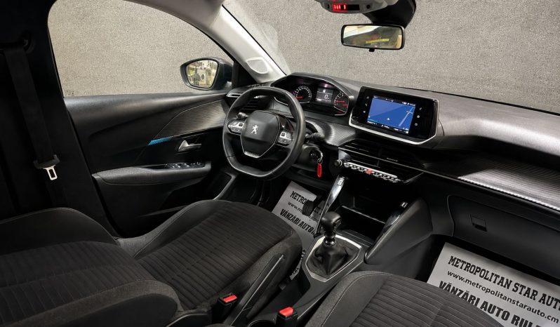 
								Peugeot 208 Style full									