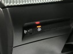 
										Peugeot 208 Style full									