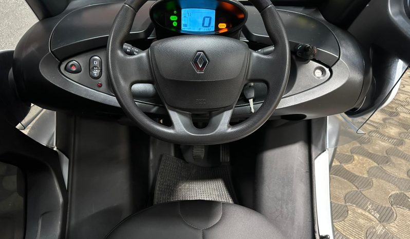 
								Renault Twizy full									