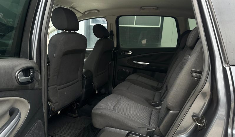 
								Ford S-Max full									