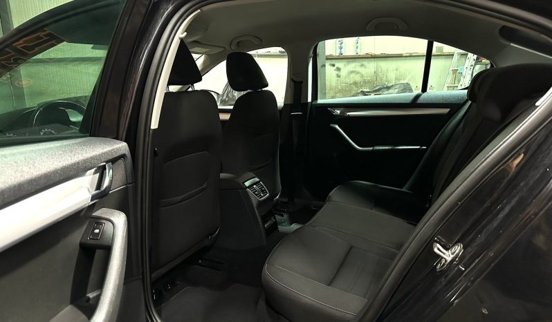 
								Skoda Octavia Style full									