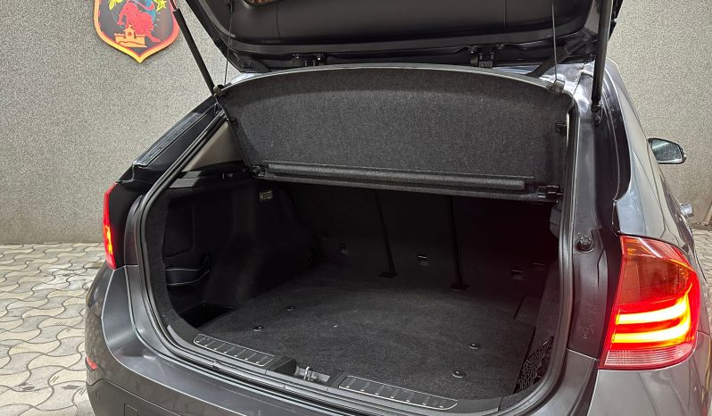 
								BMW X1 full									