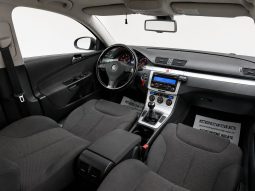 
										VW Passat “Model Confortline” full									