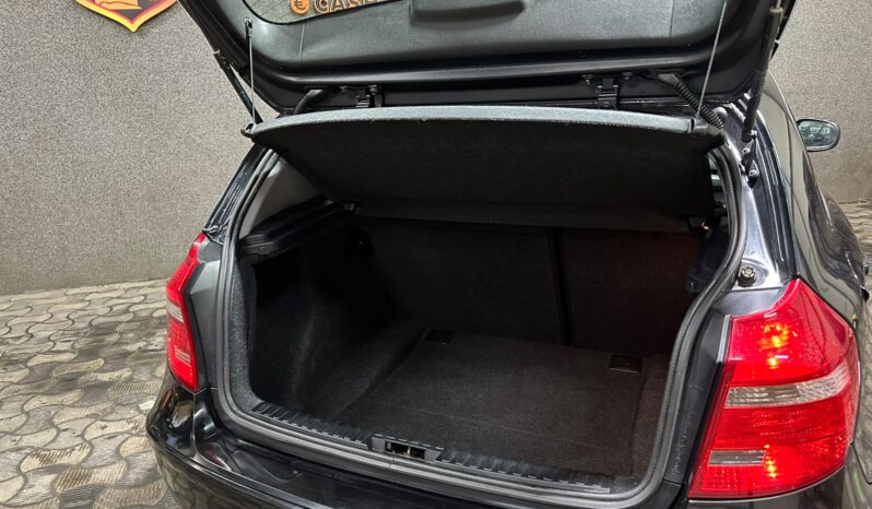 
								BMW 118i full									