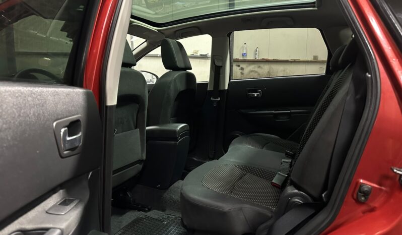 
								Nissan Qashqai “Model Tekna” full									