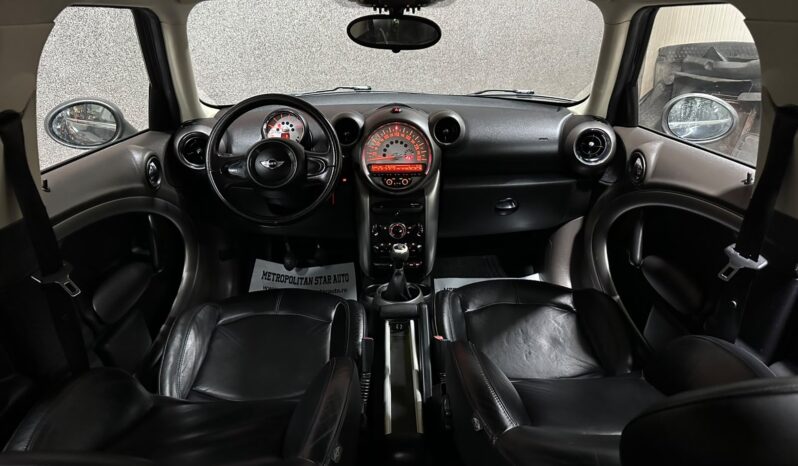 
								Mini Cooper Countryman full									